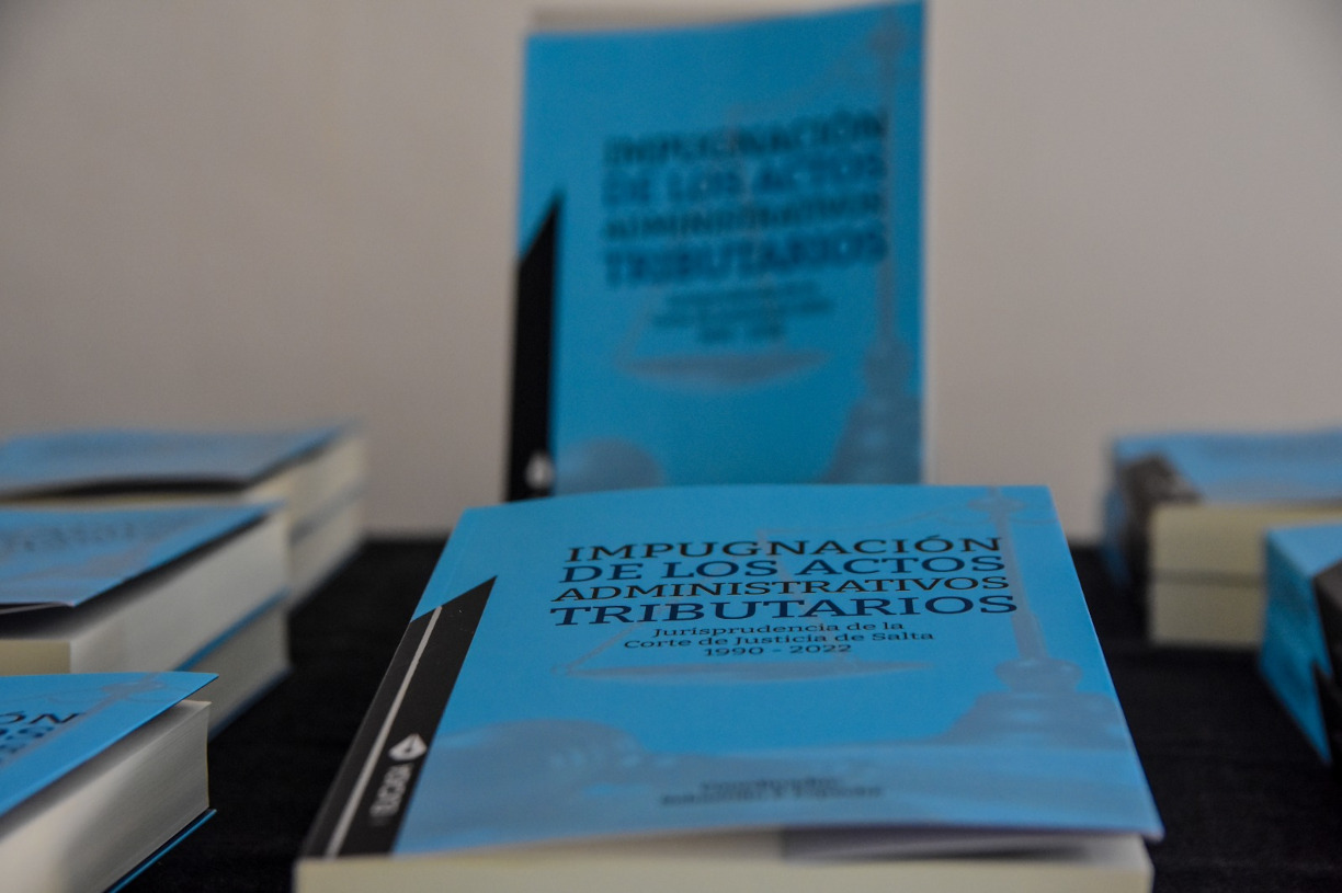 Fotografía: Presentaron el libro “Impugnación de los actos administrativos tributarios”