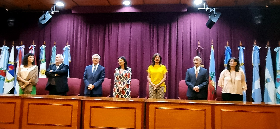 Fotografìa Empleados y empleadas con 30 años de servicios recibieron medallas