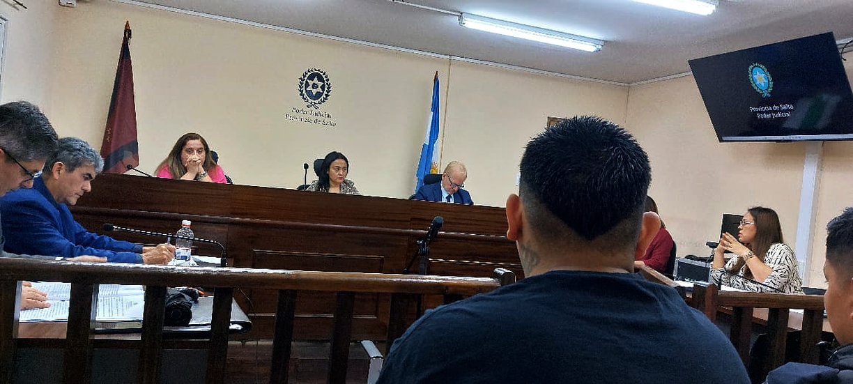 Fotografía: Orán: un hombre irá a prisión y una mujer recibió una condena condicional por un robo con arma en grado de tentativa