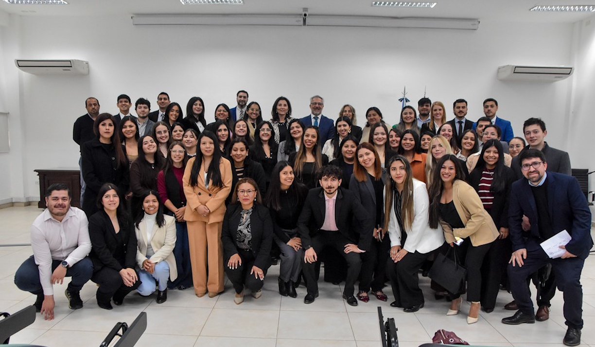 Fotografía: Jura de confidencialidad de los abogados del Programa de Formación Inicial