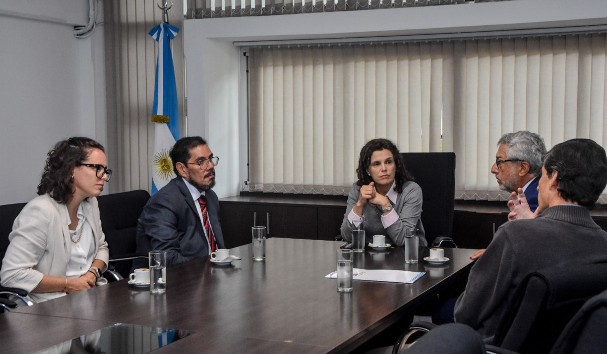 Fotografía: La Escuela de la Magistratura y el ministerio de Educación programan actividades conjuntas