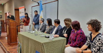 Fotografía: firma convenio